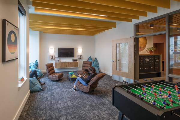 $1,505 / 2br - 792ft2 - Cable Ready, Onsite Management, Onsite Laundry (6520 N Salem Ave, Portland, OR)63914739999619124