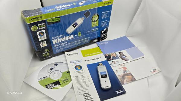 Linksys Compact Wireless G 2.4GHz USB Adapter WUSB54GC 1