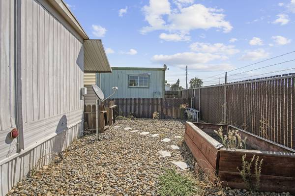 $55,000 / 2br - 1060ft2 - Mobile home for Sale (Ceres)63970307877891124