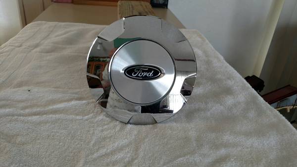 F150 09-14 center cap 1