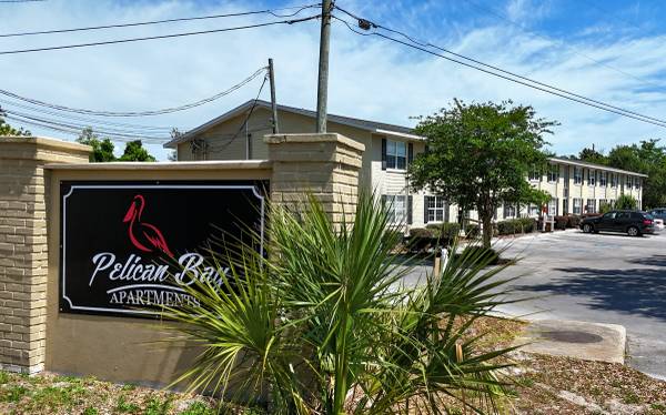 $950 / 2br - Step In, Settle Down! (panama city)63813013449473123