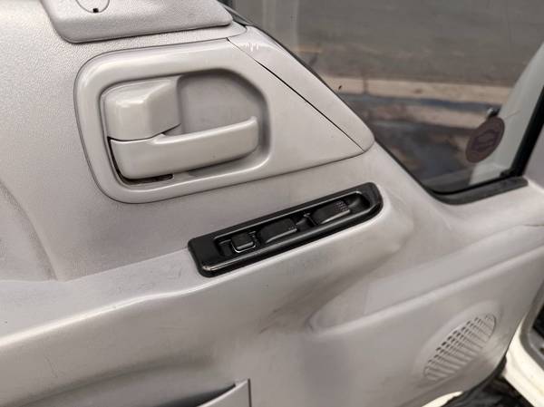 2006 Chevrolet W4500 - Photo 11