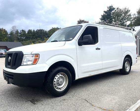 2021 Nissan NV2500 HD SV