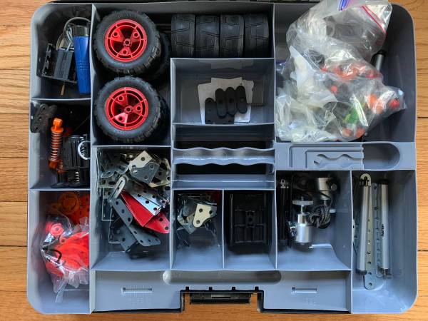 MECCANO Car Super Construction 25-in-1 Motorized Building Set 1
