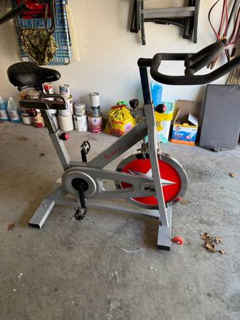 Sunny Health & Fitness Exercise Bike 1