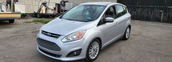 2014 Ford C-MAX Hybrid SE 1