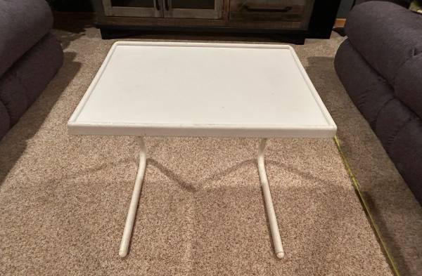 Table Mate II Folding/Height Adjustable TV Table 1