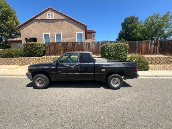 2001 Dodge Ram 1500 - $3,000 (brentwood / oakley)63487177152131123