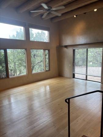 $3,995 / 3br - 2250ft2 - AMAZING VIEWS OF SKI BASIN NORTHSIDE SANTA FE 3 BD HOUSE FOR LEASE (SANTA FE)63659833384451122