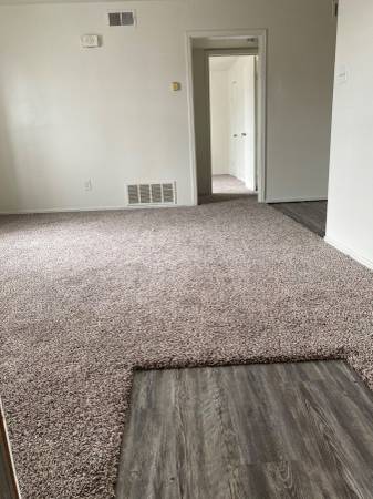 $945 / 2br - 900ft2 - Chalet Apartments Where your job is your approval!!63670484072833122