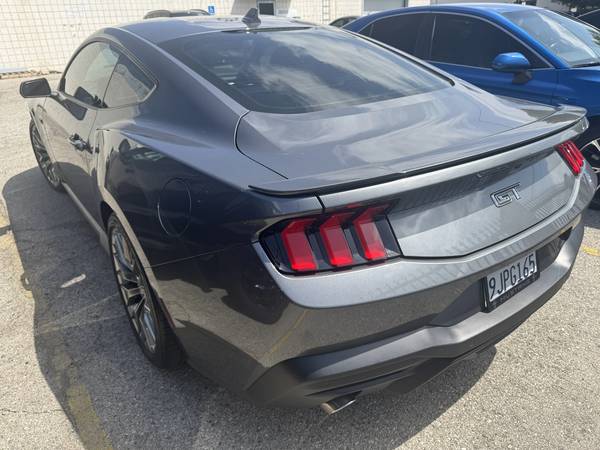 Ford Mustang GT Premium 2024: Lujo Impecable y Rendimiento Emocionante - $46,000 (Valencia)63615956653443124