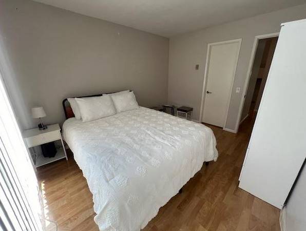 $1,125 / 3br - Newly updated 3 bedroom 2 bathroom apartment for rent! (San Diego, CA)63865590513793121