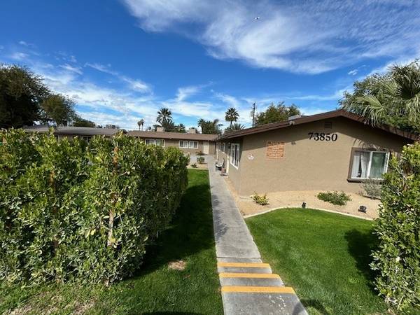 $1,895 / 2br - Santa Rosa Oasis Remod 2 BR 1 BTH - In Unit W/D - Private Yard (Palm Desert, La Quinta, Bermuda Dunes, Indio)63668371018755121