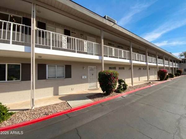 Sun City,  Condo for Sale - 2bd 2ba 1