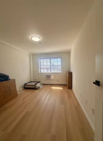 $1,500 / 2br - Bright 2Bed / 1Bath Apartment in Belmont (Bronx)63945495505922120