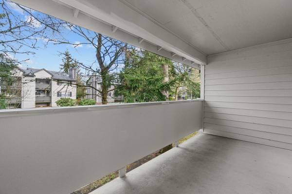 $2,261 / 3br - 1141ft2 - Armarios Empotrados, Lavadora/Secadora, Piscina (4415 5th Street Renton, WA 98059)63850640420225121