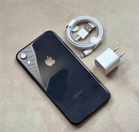 Apple IPhone Xr Unlocked 1