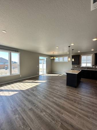 $2,325 / 3br - Stunning 3x2 House for Rent - Quincy! 50% OFF 1st MONTH!! (748Qui) (Quincy)63785407086209122