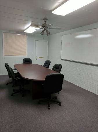 $700 / 200ft2 - Salón/Oficina Disponible en Glenwood South (Raleigh)64141580425987122