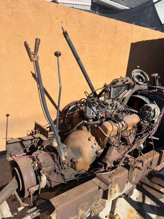 327 motor. big block 1