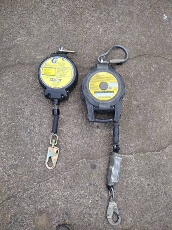 2 fall arrest device 1