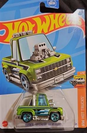 Hot Wheels Toon'd '83 Chevy Silverado Green #93 - 2023 HW Hot Trucks 1