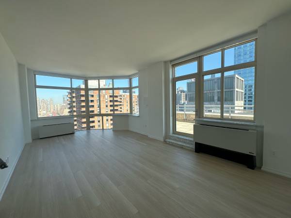 $6,995 / 3br - PENTHOUSE Residence fully GUT-RENOVATED with WD in Unit!!! (New York)64033291442689123