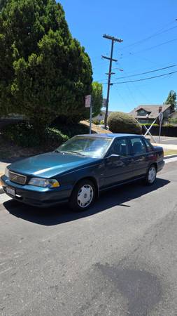 ¡Volvo del 98 en venta! Hecho en Suecia. Pocos kilómetros - $2,300 (alameda)63624254499331124