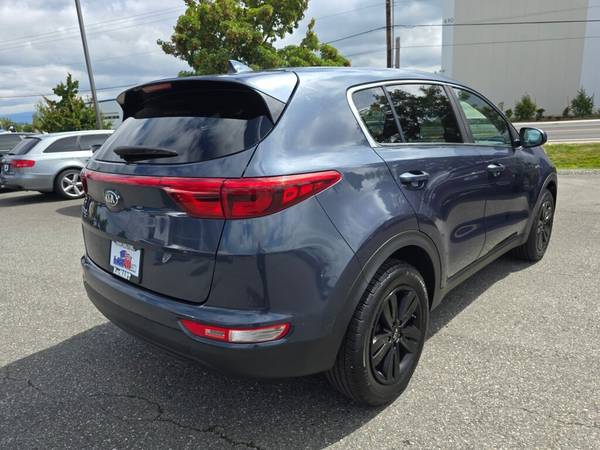 2017 Kia Sportage LX - $13,98863617358303747123
