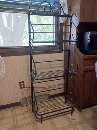 Bakers Rack (local delivery $10) 1