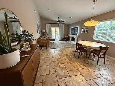 $1,750 / 2br - 1042ft2 - Beautifully Updated 2-Bed, 2-Bath Single-Story Home in South Escondid (Escondido)63998452666115121