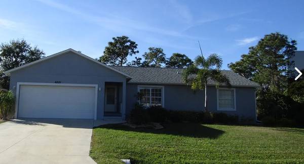 $2,100 / 3br - 2500ft2 - 3 dormitorios 2 baños + lanai tranquilo vecindario de Englewood63791080399107120