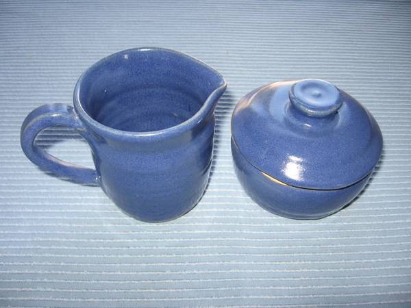 Hand-Thrown Creamer & Lidded Sugar Bowl Set 1