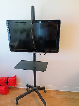 Computer stand on wheels with flat screen monitor 1