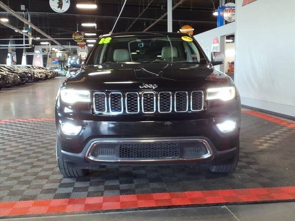 2018 Jeep Grand Cherokee Limited photo 2