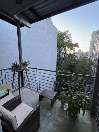 $900 / 3br - 1535ft2 - Room with private balcony avail (Williamsburg)63912047888770120