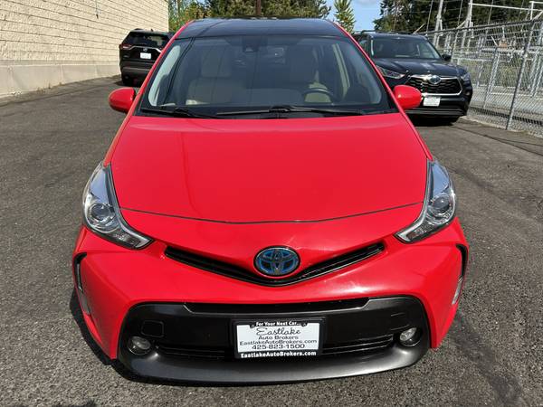 2017 Toyota Prius V Pkg 5 Technology Pkg --1owner, Loaded, Clean title - $19,995 (kirkland)63613978491395121