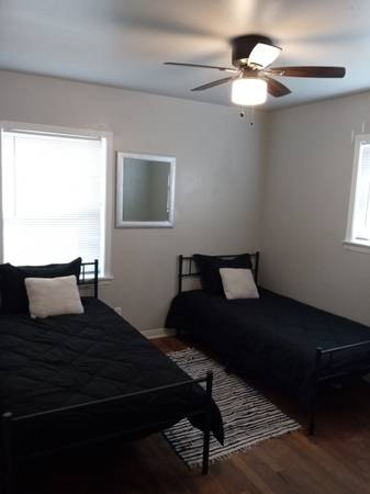 Shared Space Availabile 1