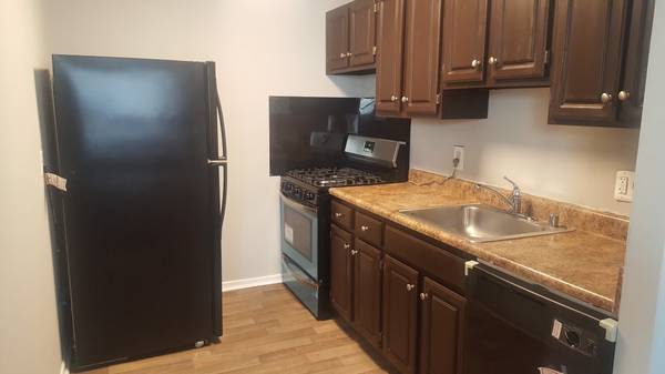 $1,722 / 650ft2 - Sin Humo, Patrulla por Video, Balcón (5309 Riverdale Rd, Riverdale Park, MD)63822289208323123