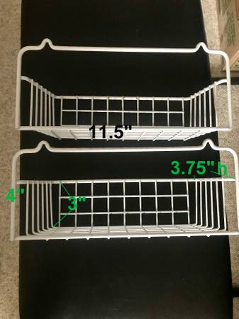 A pair of metal grid wall storage basket white 1