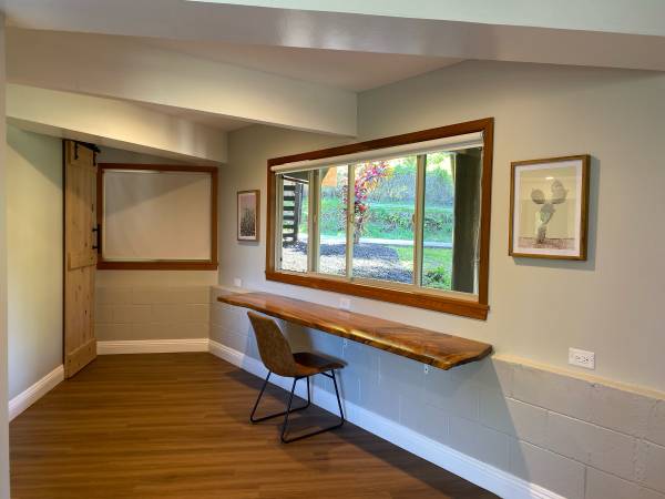 $2,500 / 1br - Large loft (Makawao)63939398248707122