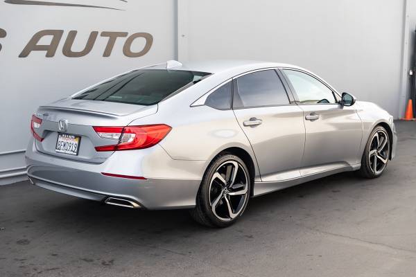 2018 Honda Accord Sedan Sport 1.5T sedán Plata Metálica Lunar - $11,955 (LLAME 510-722-6092 !!)63654699033601123