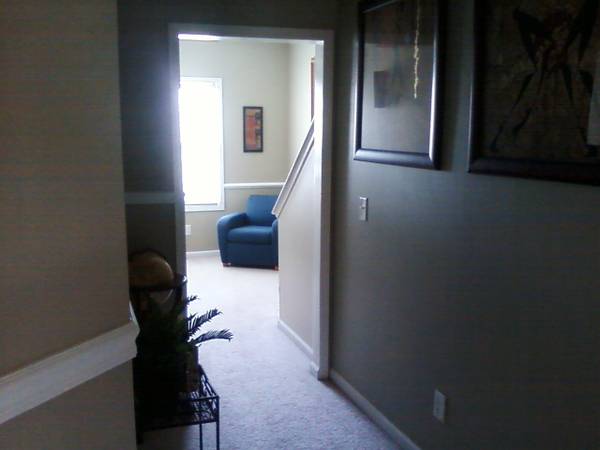 $972 / 1br - $972-Private Spacious Bedroom w/Sitting Room Available Immediately (Atlanta, Ga)63964124455298124