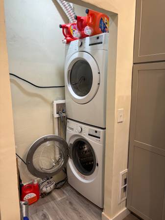 $3,700 / 3br - Oak Square Brighton, MA Apartment - No Broker Fee - Move in October (Brighton)63856339359233124