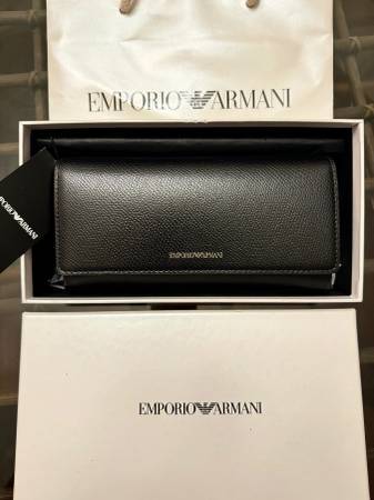 Armani wallet NIB with tag 1
