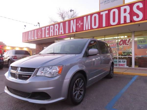 2017 Dodge Caravan 1