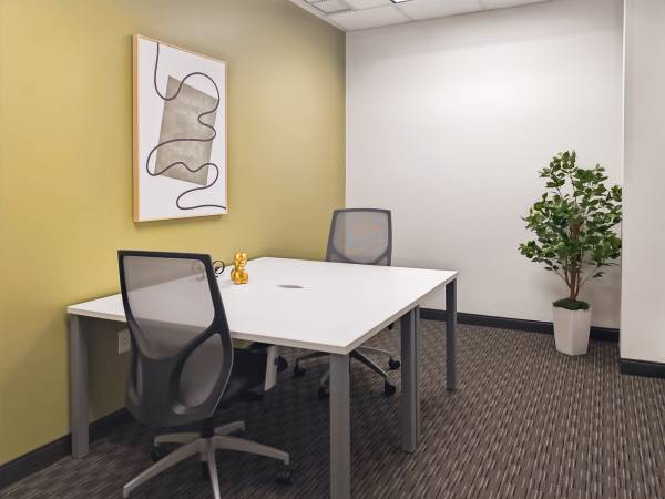 🌿Flash Spring Promo — Secure a Clean, Modern Office for Less 1