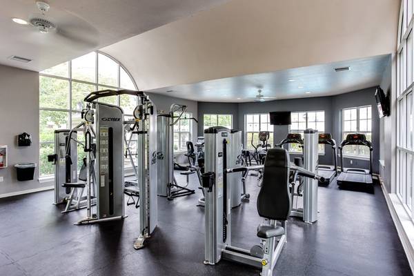 $1,735 / 2br - 1051ft2 - Business Lounge, Theater, LED Lighting (8650 Northeast Trailwalk Drive, Hillsboro, OR)63672637348867124