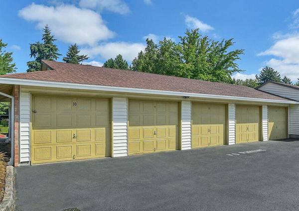 $1,545 / 2br - $500 OFF ur 1ST MO - Garages Available for Rent - 2 Bedroom (Powell Butte)63914740290051123