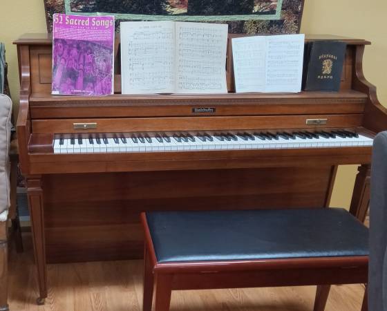 Baldwin spinet 1